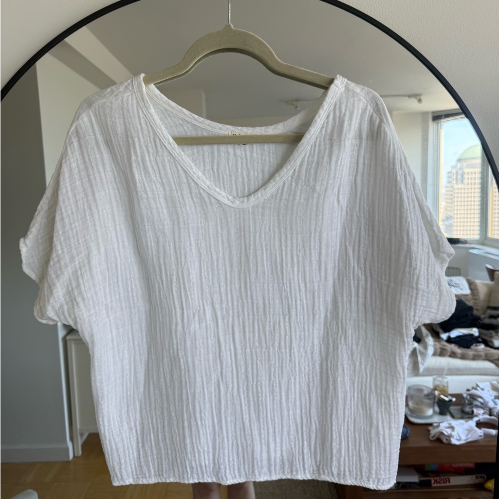 Relaxed V-Neck Cotton Gauze Tunic in White